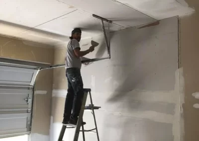 Skilled Drywall Finisher
